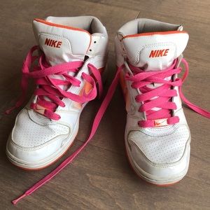 Nike Air Force 1’s 💗🤍🧡